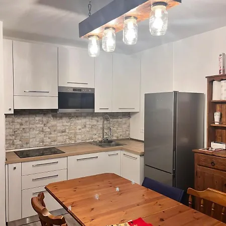 Apartment Hostdomus - Nible'